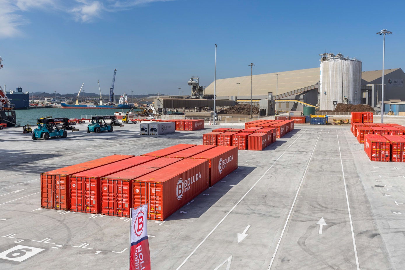 La plataforma logística de la terminal cuenta con una superficie aproximada de 67.000 m2.