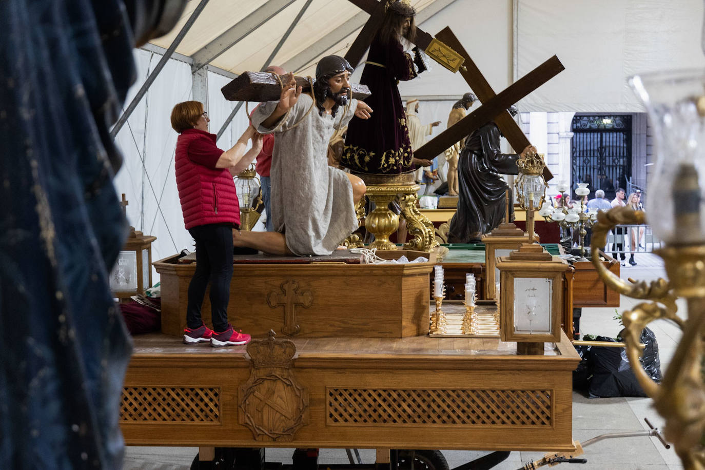 Detalle de otro de los pasos que recorrerá Santander esta Semana Santa. 