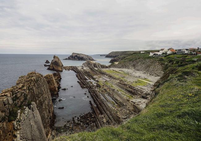 Costa Quebrada.