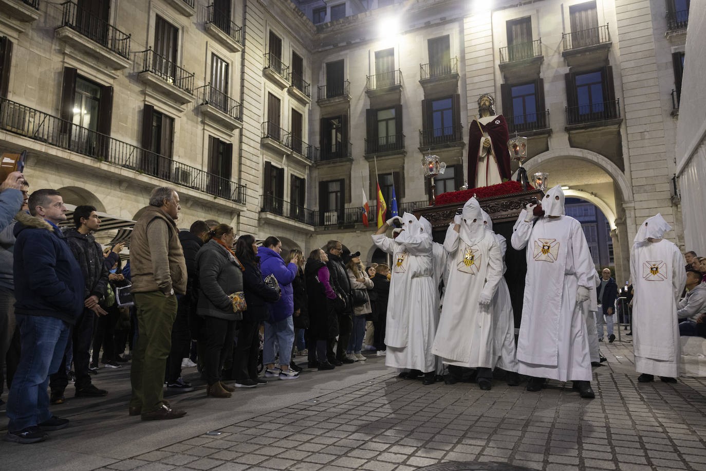 Jesús Nazarenos entrando en la plaza Porticada.