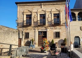 Sede el Ayuntamiento de San Vicente que ayer celebró el último pleno ordinario de la legislatura.