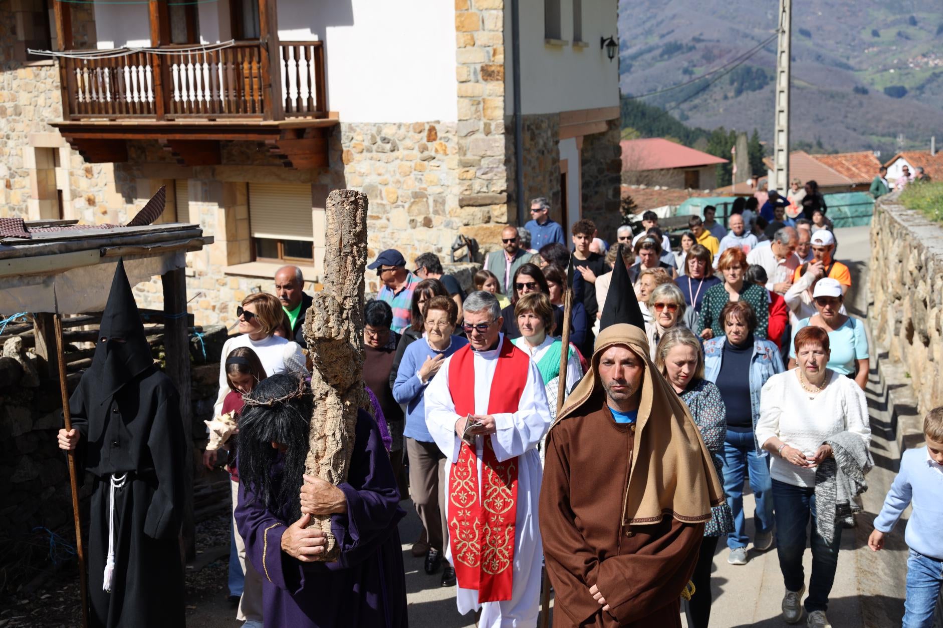 Los vecinos del valle de Bedoya se mantienen fieles a esta tradición 