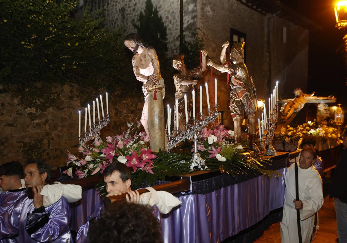 La belleza de las tallas del Santo Entierro y Vía Crucis de Santillana