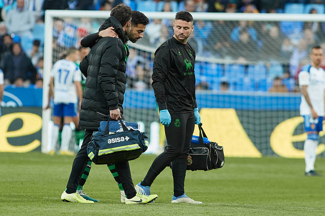 Ruben Alves se retira lesionados en los últimos minutos del encuentro