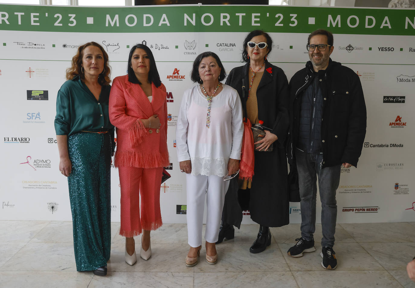 Diana Martínez, Catalina García, Chefa Arroyo, Gloria Pereda y Fran Dorela.