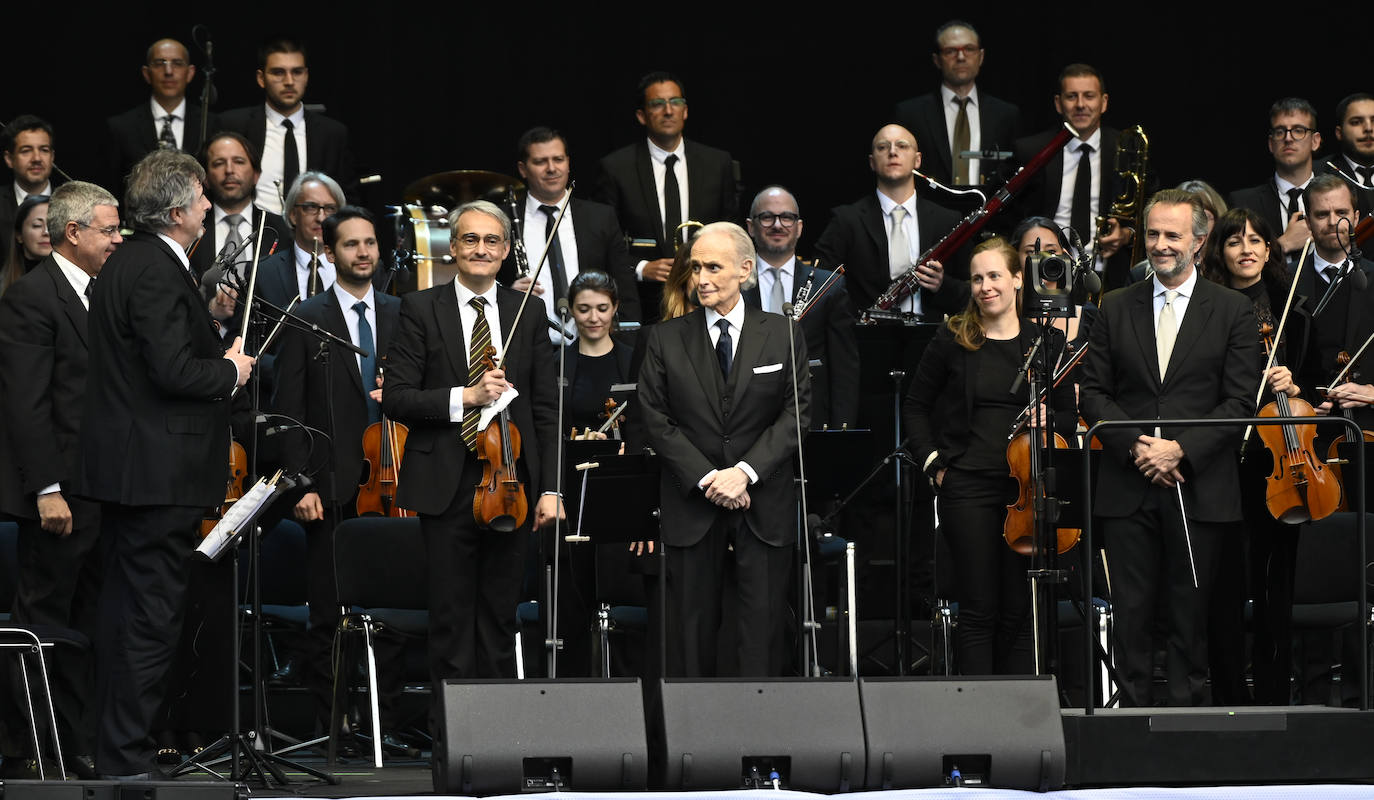 El concierto de Josep Carreras y Sabina Puértolas, en imágenes