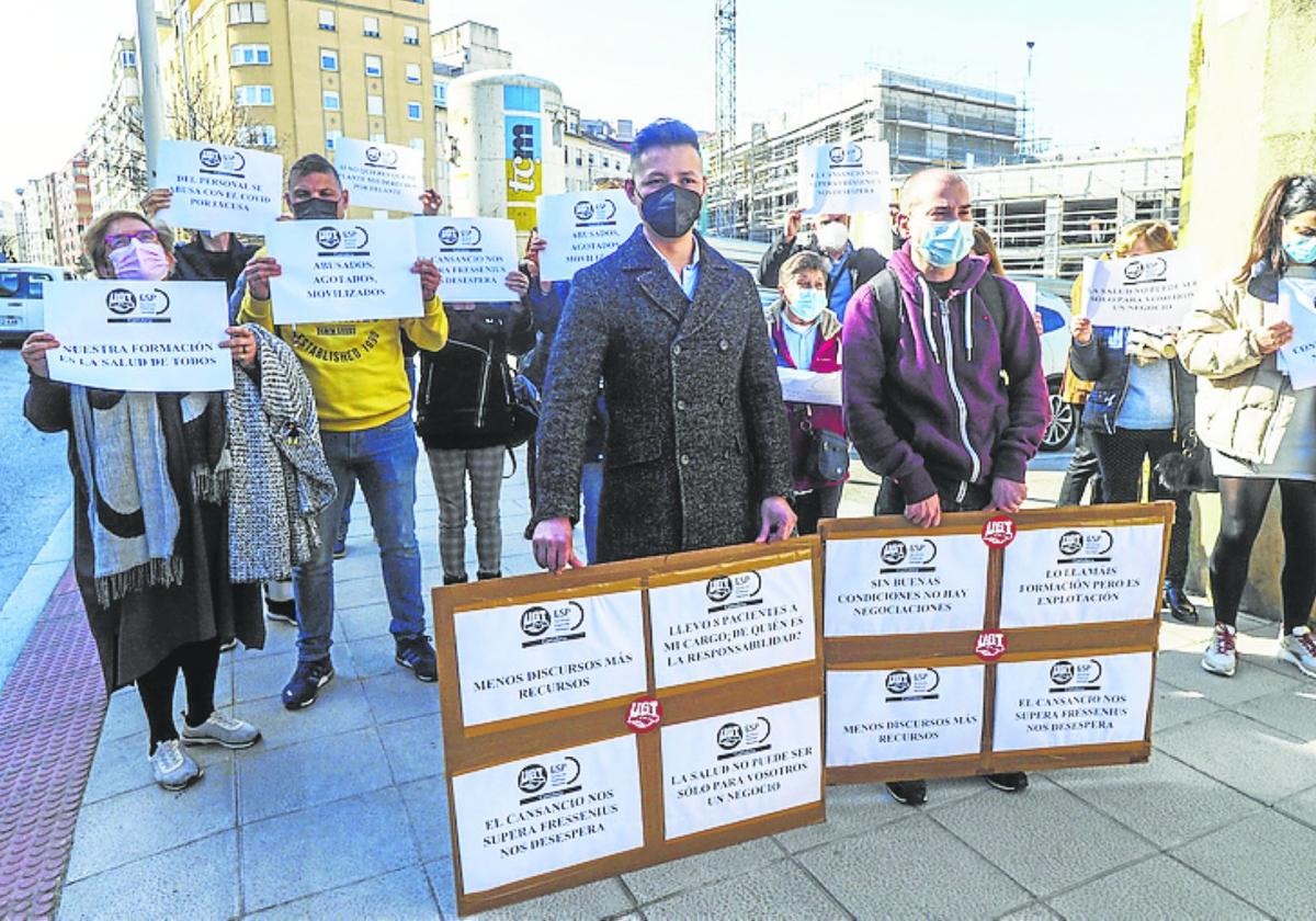 Protesta de la plantilla del servicio de diálisis, el año pasado.