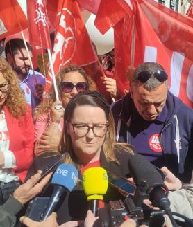 Imagen secundaria 2 - Algunas imágenes de la manifestación. A la derecha, la líder de CC OO.