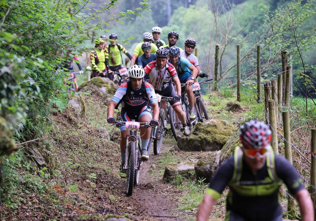 Imagen de archivo de la que volverá a ser la prueba más numerosa, la de ciclismo de montaña.