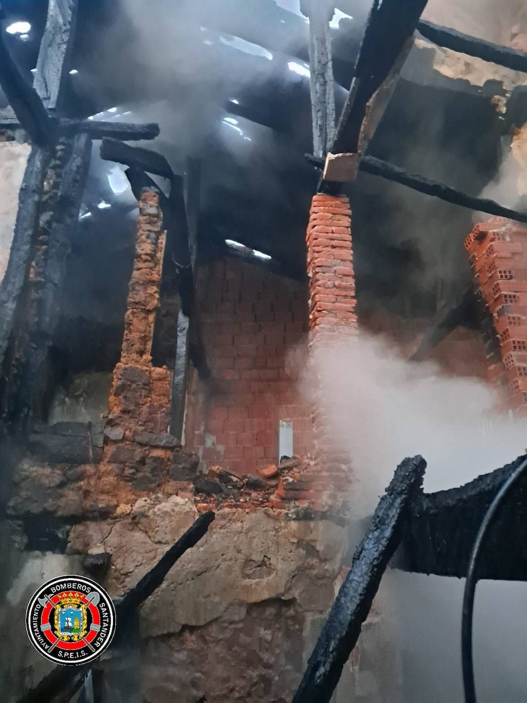 Imágenes del incendio de Navajeda