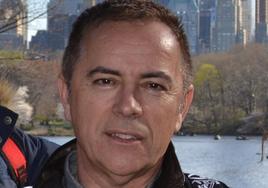 Alberto González.
