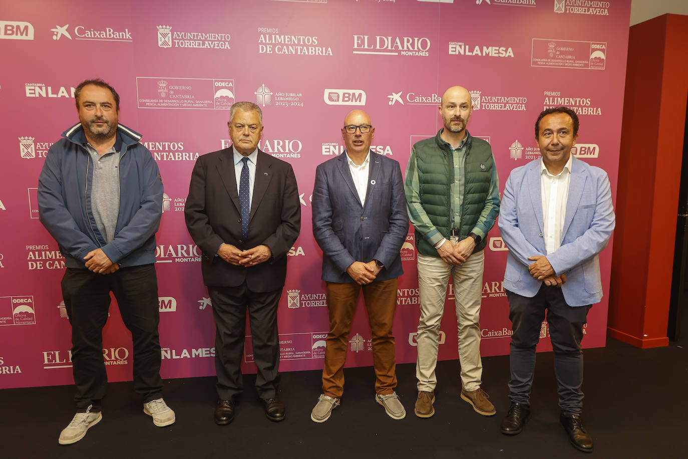 Carlos Lavín, Joaquín Gómez, Secundino Caso, Óscar Villegas y Carlos Fernández.