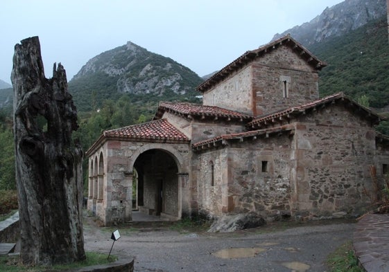 Iglesia mozárabe de Santa María de Lebeña