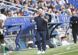 José Alberto, en el banquillo del Carlos Tartiere.