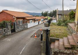 Los vecinos de San Ramón protestan por el mal olor que ocasiona la avería.