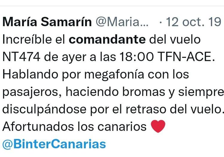 Imagen principal - Mensajes que los usuarios de Binter Canarias dejan al comandante cántabro.