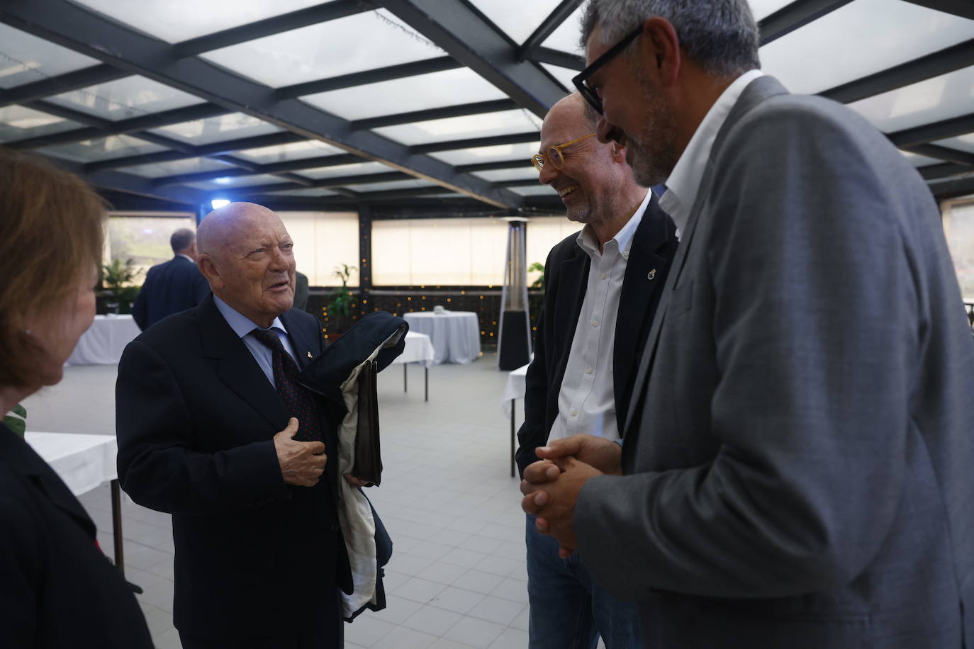 Pepe Barros, socio número cuatro del Racing, a su llegada al Hotel Milagros Golf.