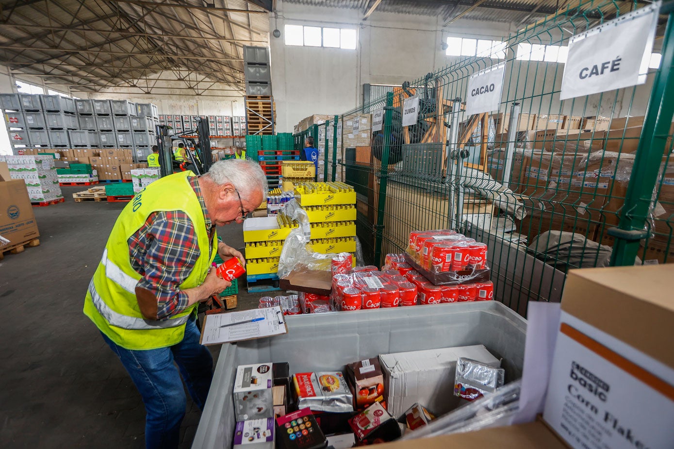 Las legumbres, el aceite, el azúcar o las conservas son algunos de los alimentos más demandados por la plataforma.