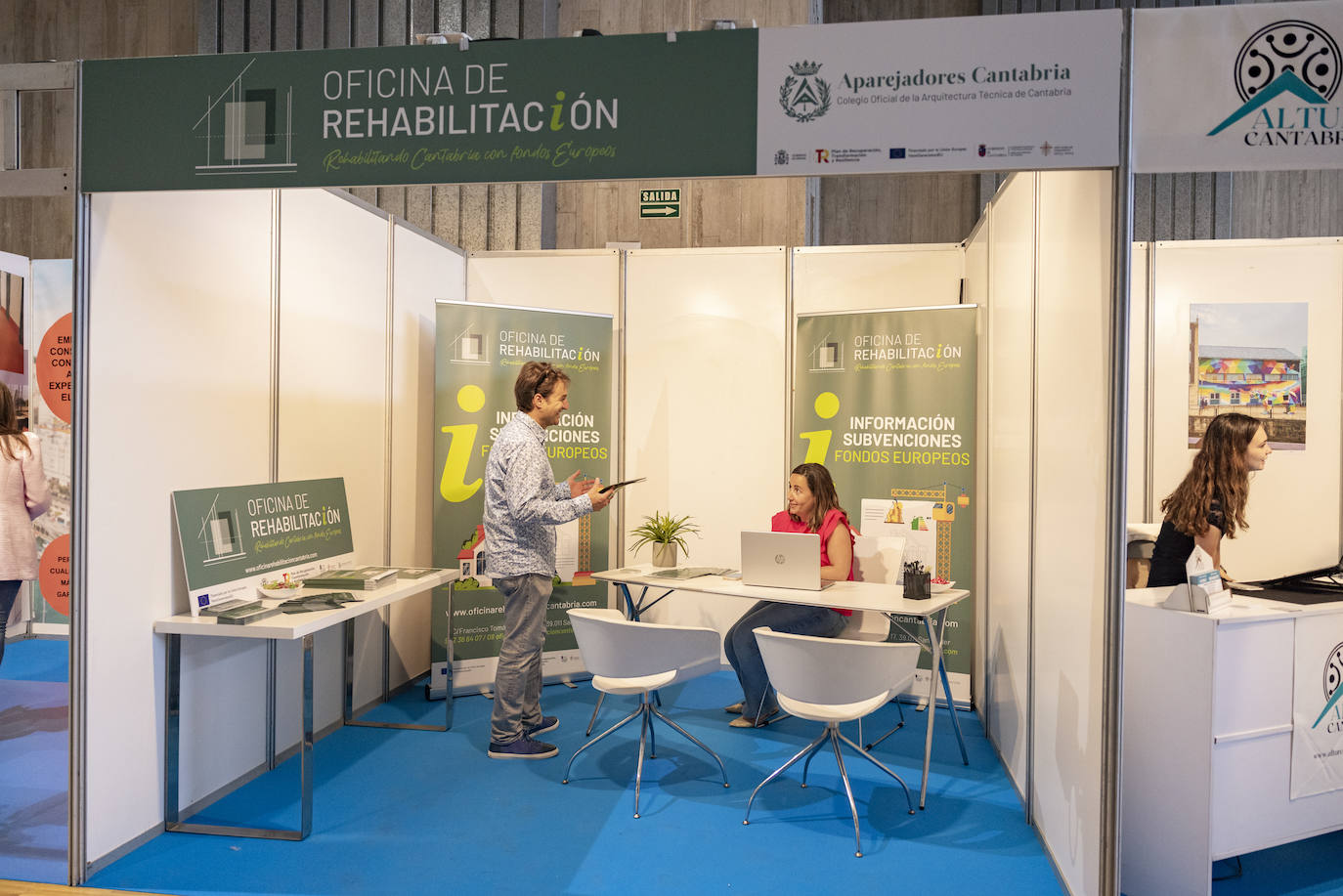 Oficina de Rehabilitación del Colegio de Aparejadores de Cantabria.