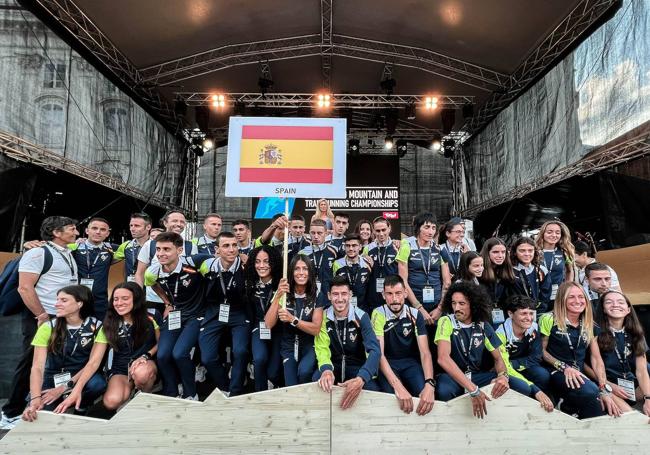 Atletas de la selección en Innsbruck.