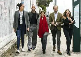 Desde la izquierda, Laura Nicholls, Gonzalo Colsa, María Victoria Fernández, Felipe Piña y Ainoa Espejo.