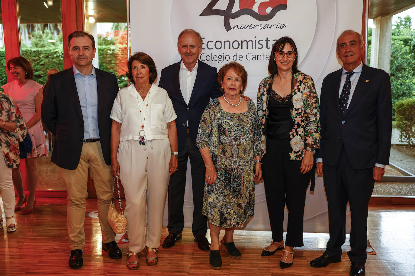 Luis Gómez, Natalia Fernández, Vicente Alciturri, Sofía Juaristi, Adela Sánchez y Fernando García.