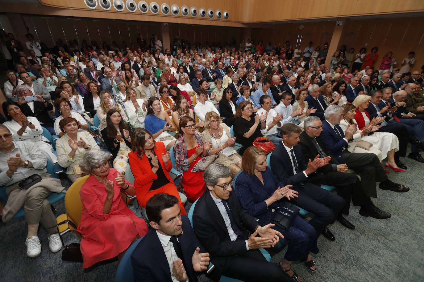 El público abarrotó el Paraninfo de La Magdalena.