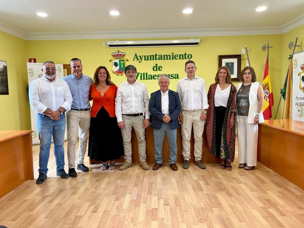 «Normalidad absoluta y buen ambiente» en el pleno del Ayuntamiento de Villaescusa, donde Constantino Fernández, del PRC, mantiene la Alcaldía.