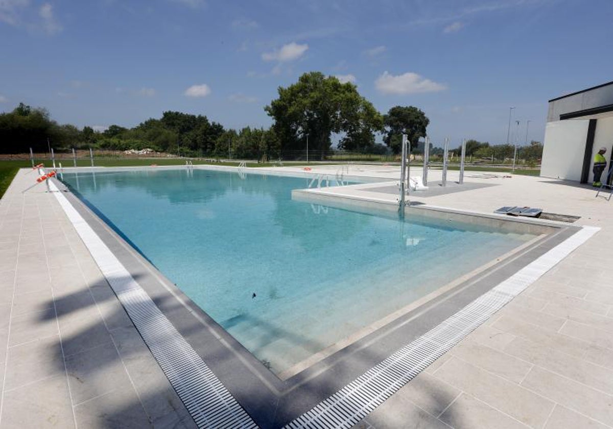 Una de las piscinas, ubicadas en la Ciudad Deportiva de Santa Ana (Tanos).