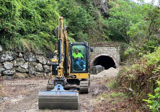 Las máquinas ya se encuentran trabajando en la zona.