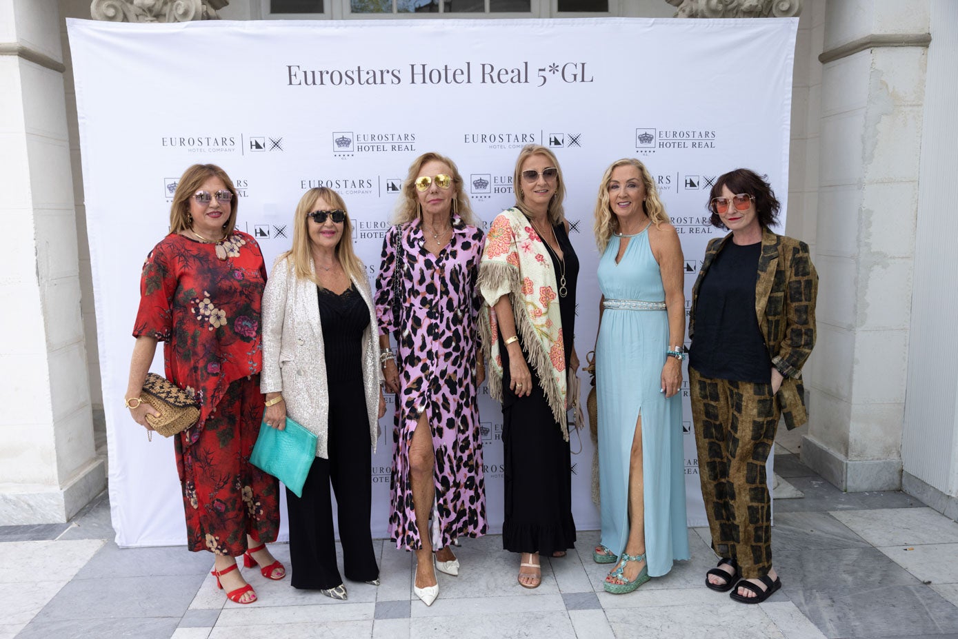 Ana María Fernández, Teresa de Noguera, Pilar Cajigas, Cristina Ayala, Pino Marquínez y Soledad Tena.