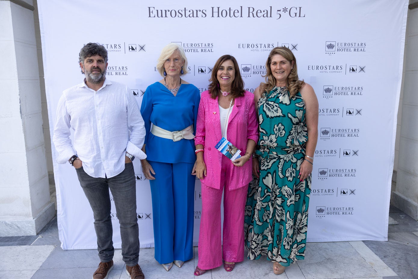 Rafael Teherán, Marina Lombó, Paula Fernández y Concha Revuelta.