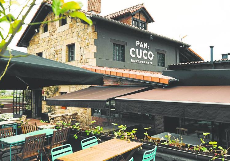 El establecimiento tiene una amplia terraza para 40 comensales.