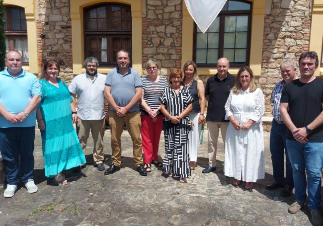 Toda la corporación del Ayuntamiento de Penagos.