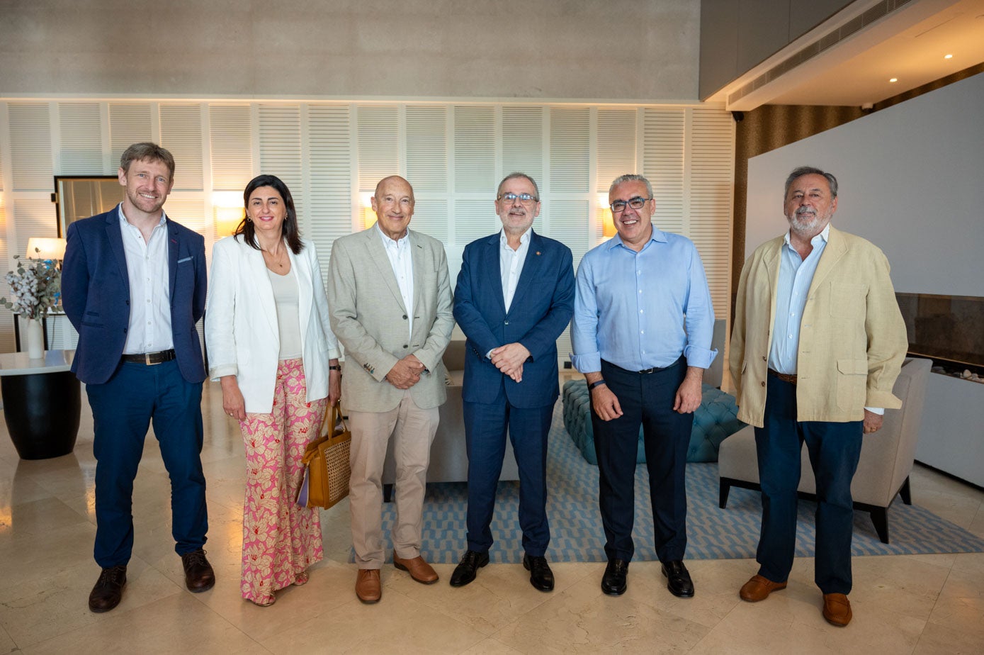 Manuel Redondo, Inés Hernández, Federico Gutiérrez Solana, Ángel Pazos, Pedro Hernando y José Carlos Nodar.