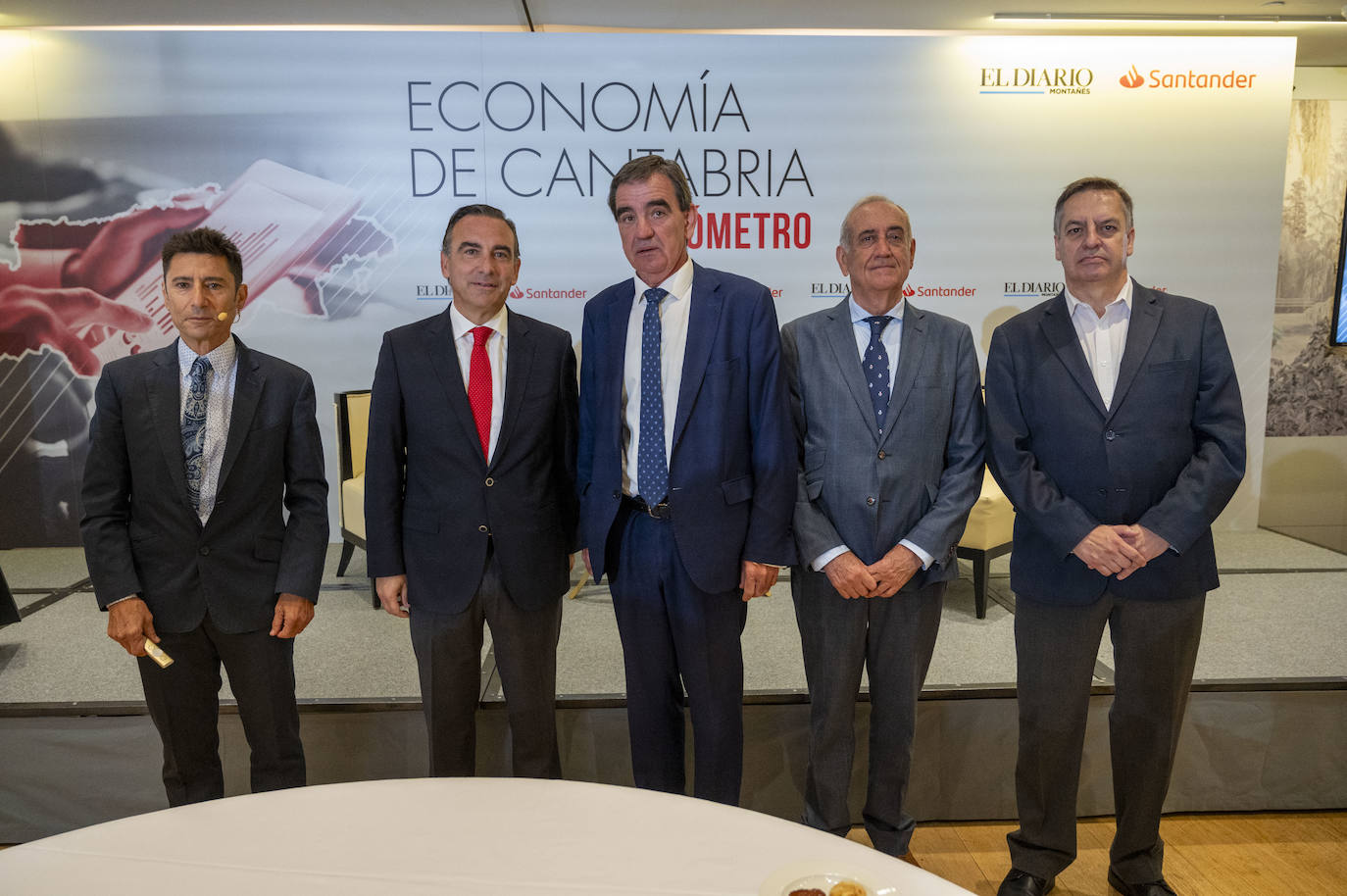 De izquierda a derecha, Luis del Amo, Manuel Iturbe, Ignacio Pérez, Fernando García Andrés e Íñigo Noriega.