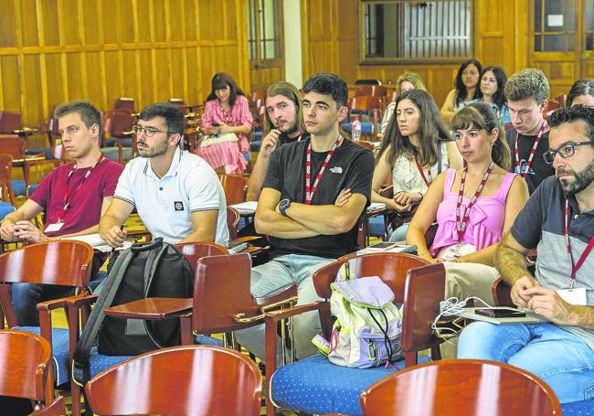 Alumnos en una de las clases del encuentro.