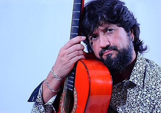 El guitarrista Chicuelo actúa hoy en el programa cultural de la UIMP.