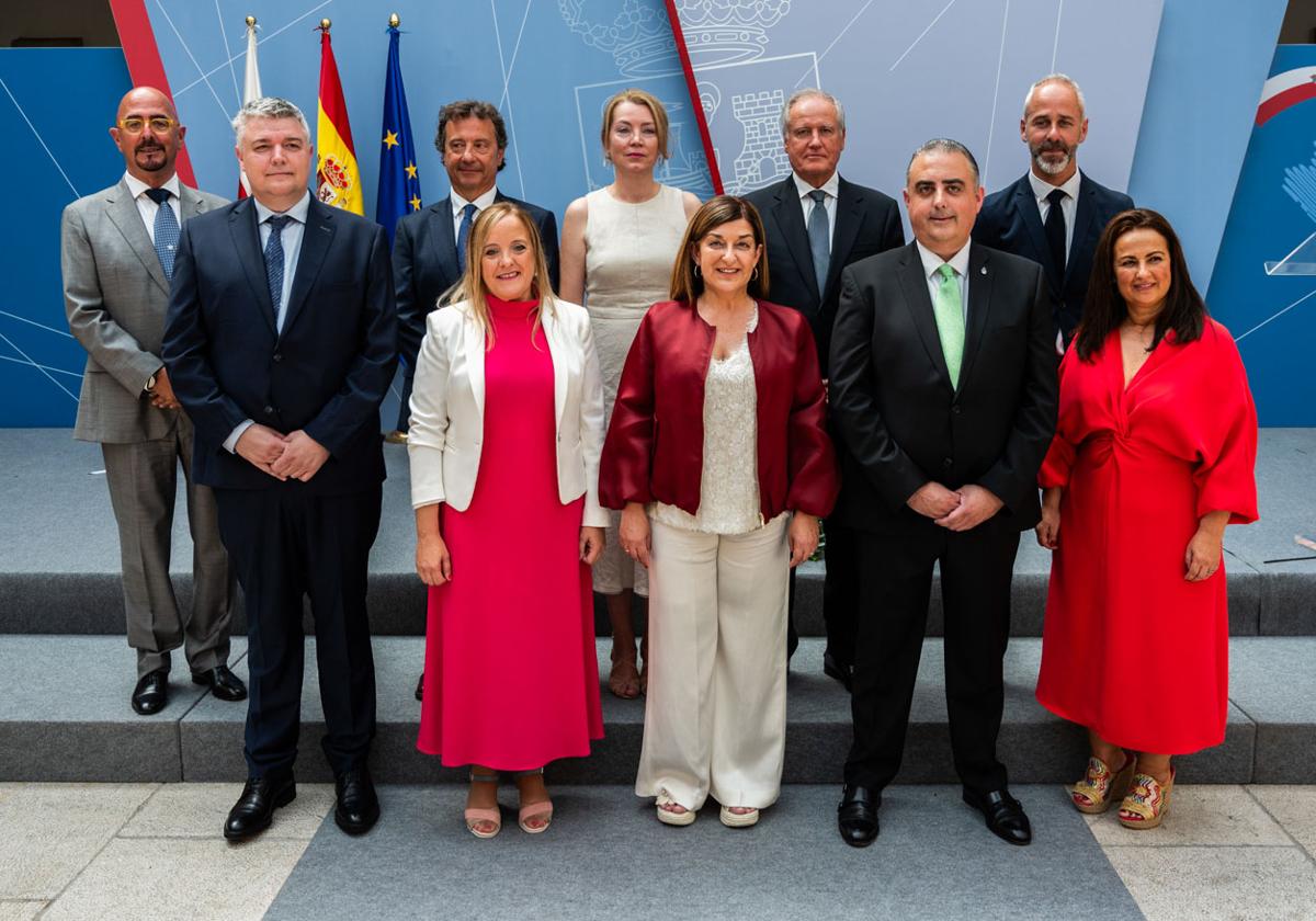 Así queda el organigrama del nuevo Gobierno de Cantabria