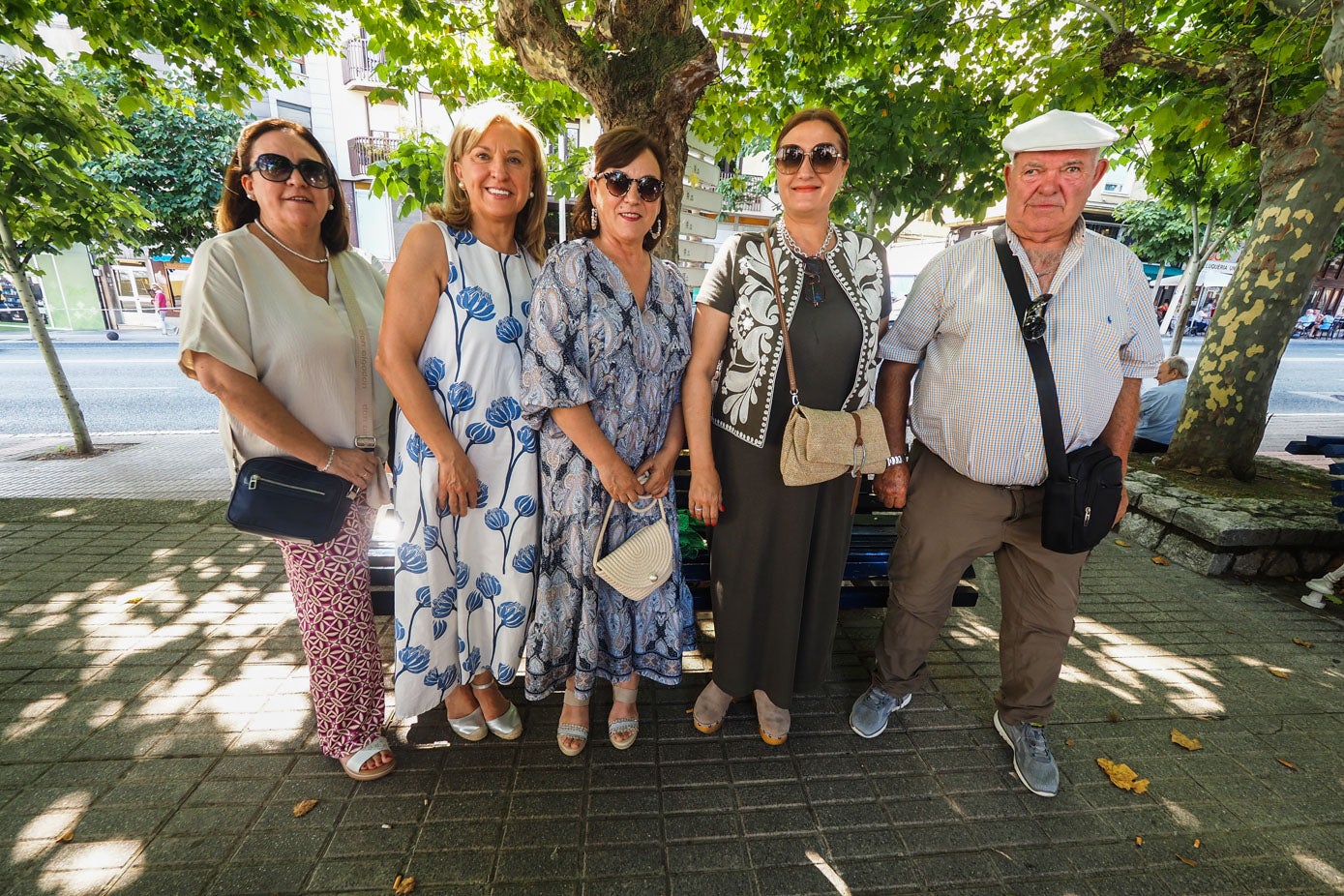 Isabel Fernández, Lis Villafuertes, Carmen Fernández, María Reina y Guillermo Antolín.