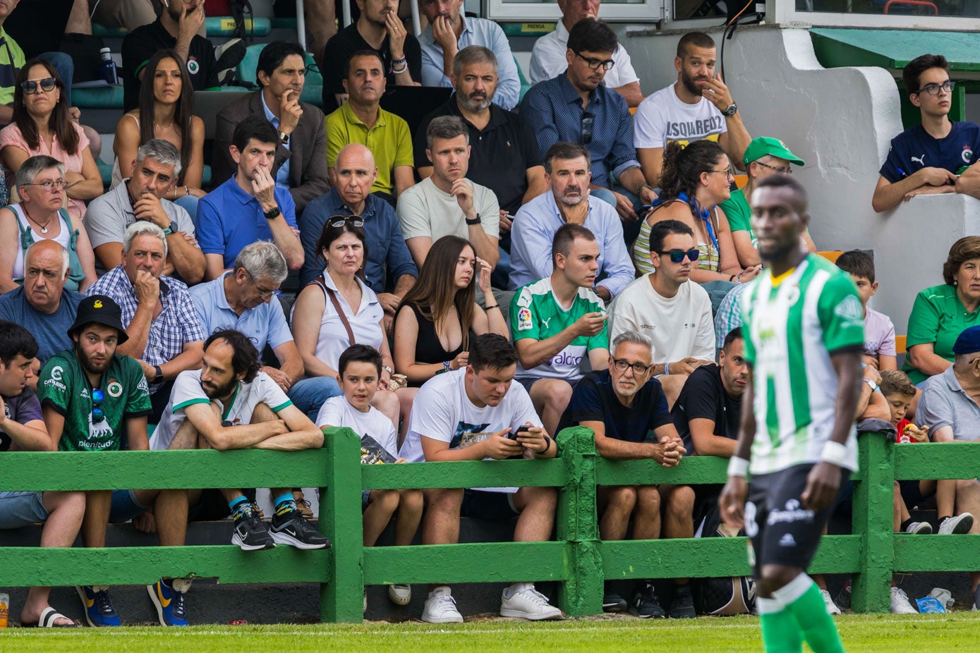 Los aficionados animaron sin descanso durante los 90 minutos de partido. 