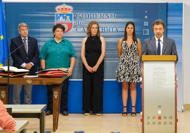 De izquierda a derecha: José Causí, María Fernández, Carmen Fernández, Ángela Ruiz y Pablo Palencia