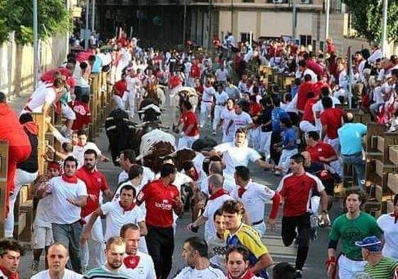 Imagen de archivo de uno de los encierros de la localidad navarra.