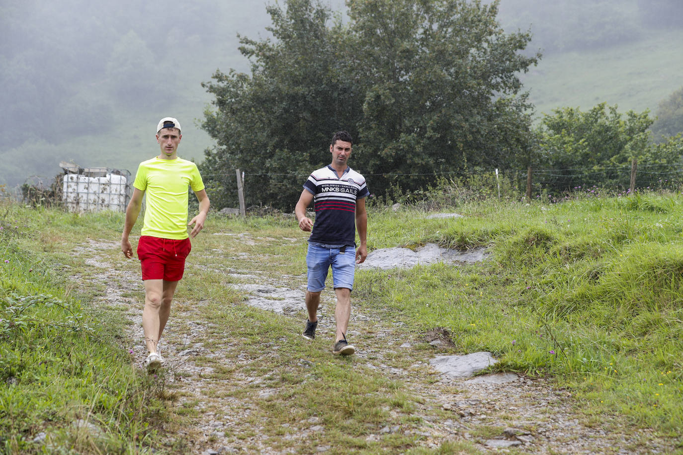 Rubén Fernández y Raúl Pérez, los ganaderos propietarios de las 25 vacas muertas