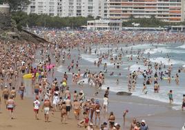 La ola de calor en Cantabria, en imágenes