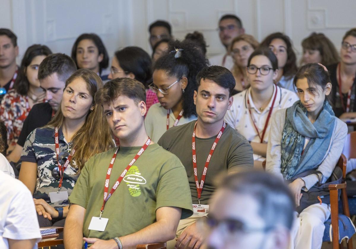 Alumnado de la séptima edición del Aula Blas Cabrera de la UIMP.