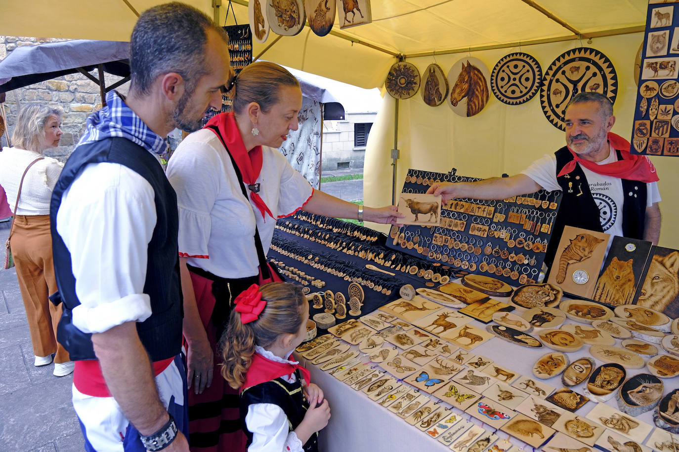 Todo el centro es un gran 'centro comercial' con productos de artesanía