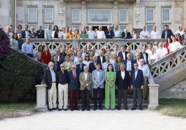 Un centenar de personas, entre miembros de Foramontanos Siglo XXI, colaboradores e invitados, asistieron al encuentro celebrado en La Magdalena.