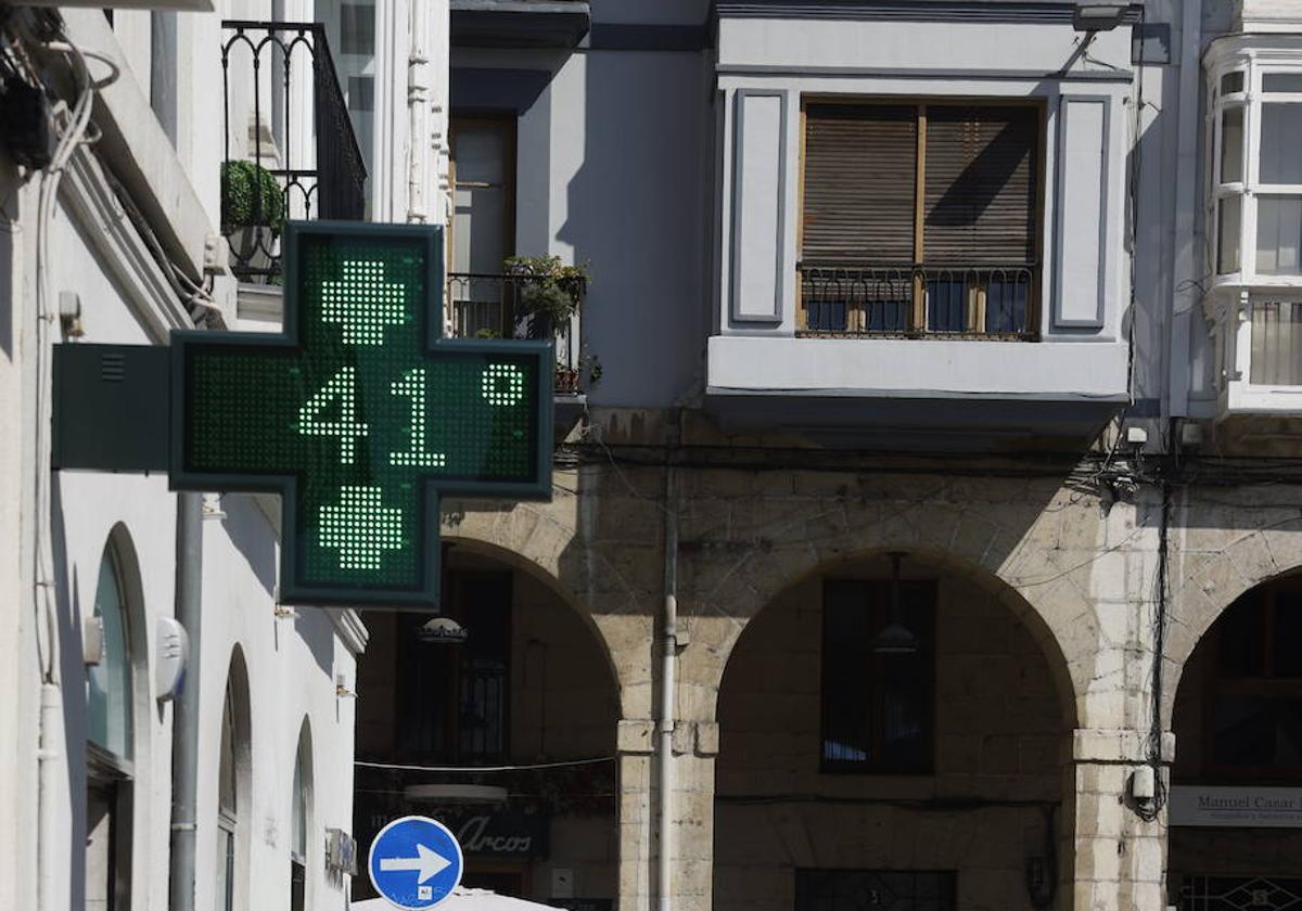 La jornada en la que Cantabria se achicharra, en imágenes