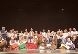 Participantes en el anterior certamen folclórico.